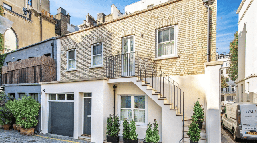 Queensberry Mews West